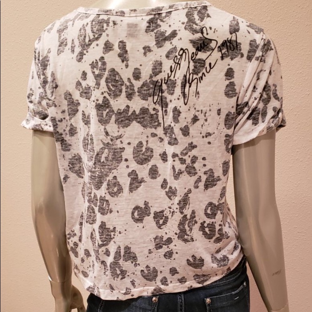 Small GUESS top‼️ - Picture 2 of 2